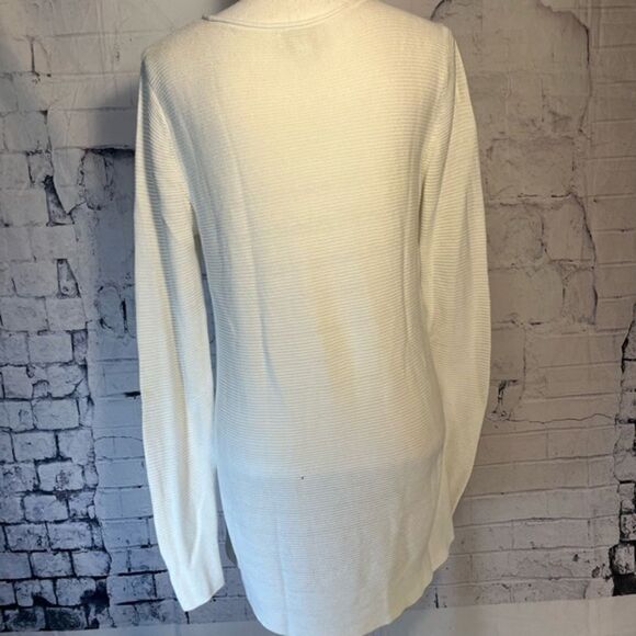 Lord & Taylor Sweater - Picture 4 of 4